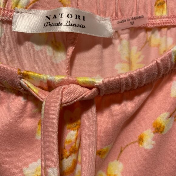 Natori~ NWT!!~ (Retail: 140) Luxurious Pajamas - Picture 4 of 15
